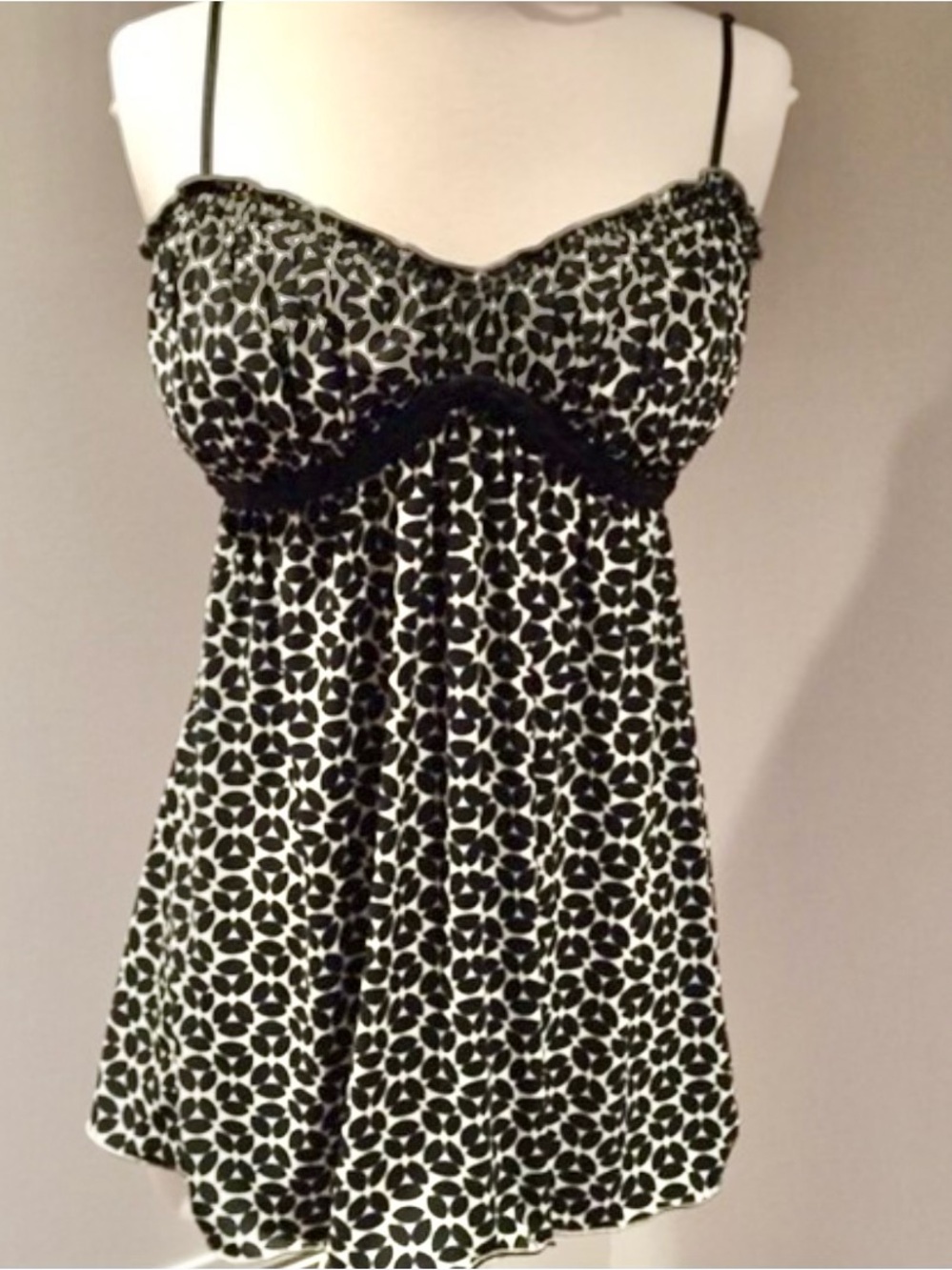 Max Studio Black & White Empire Waist CamisoleTop